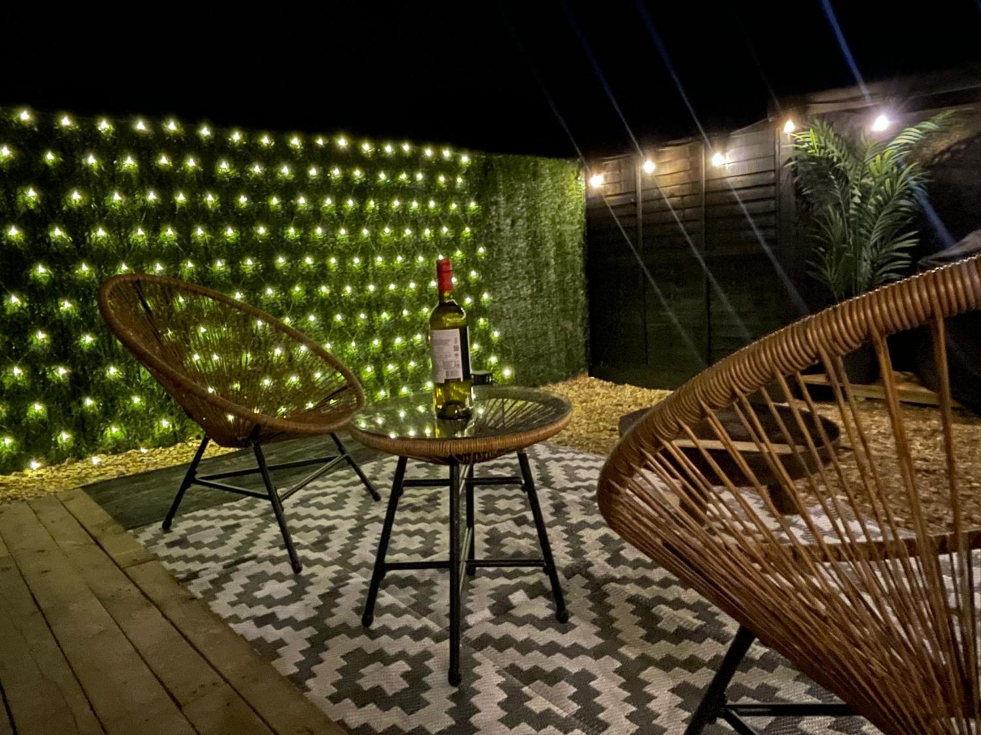 The Nest @The Outside Inn Mountfield المظهر الخارجي الصورة